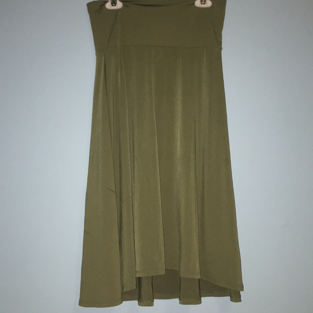 Lularoe olive green skirt worn once looks new